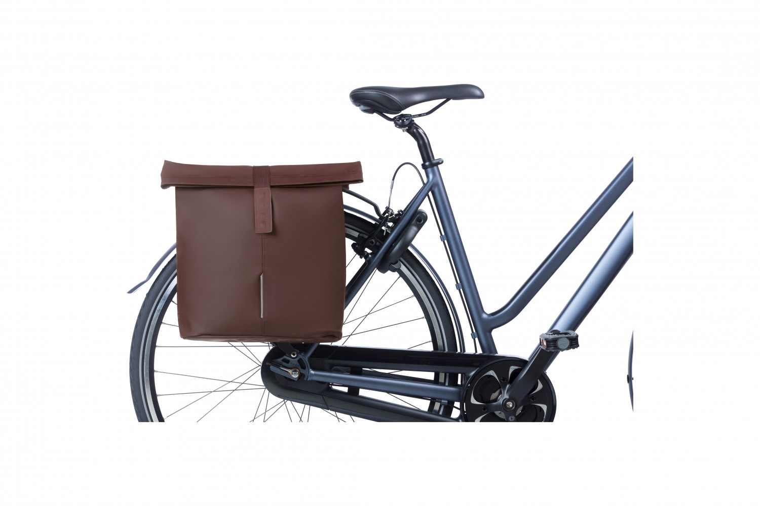 Basil fietstas dubbel Go solid black MIK 32L Basil fietstas dubbel Go solid black MIK 32L