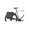 Basil fietstas Double Tour Waterproof XL zwart 35L Basil fietstas Double Tour Waterproof XL zwart 35L